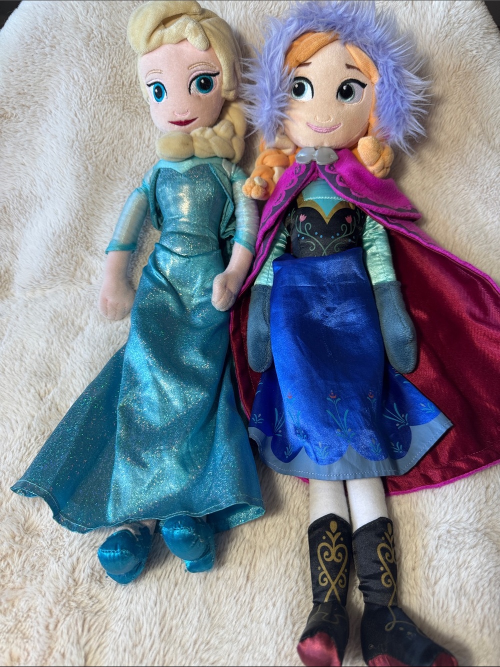 Disney Frozen Plush Dolls Anna And Elsa